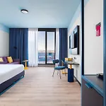 Hotel Cx 3*