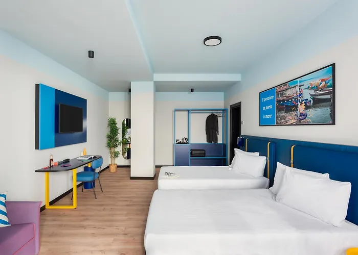 Cx Hotel